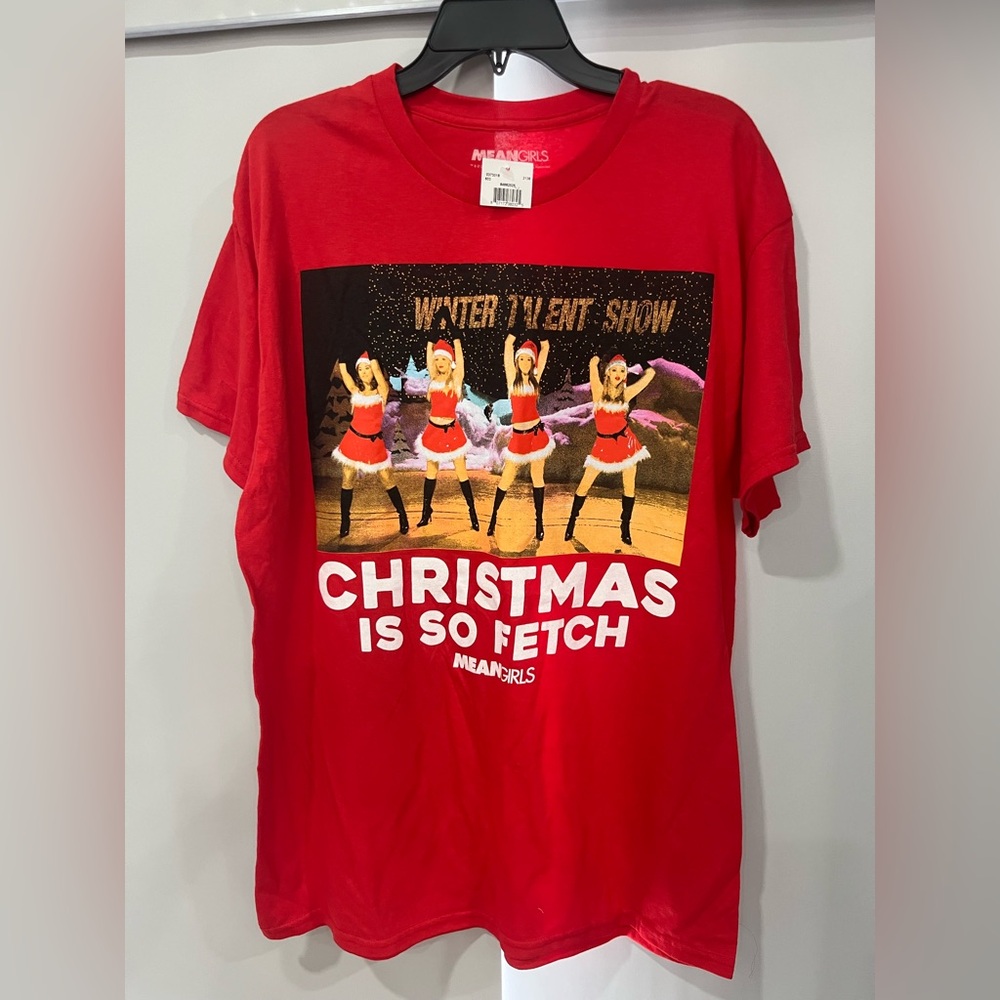 Red Christmas Graphic T-Shirt MEANGIRLS‎